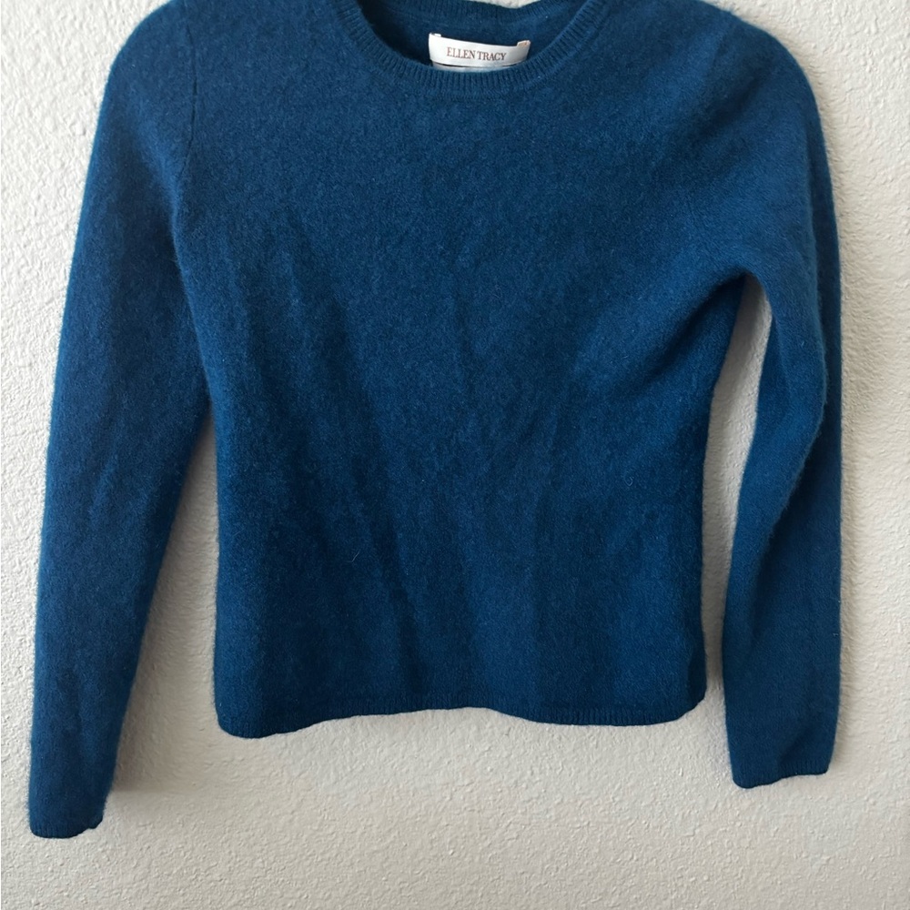 Ellen Tracy Women's Deep Blue Crew Neck Sweater